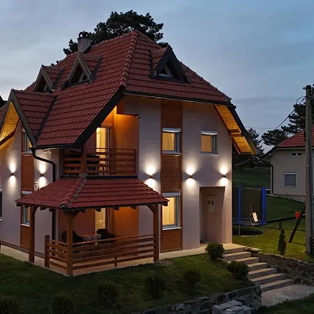 Radovanovic Apartment *